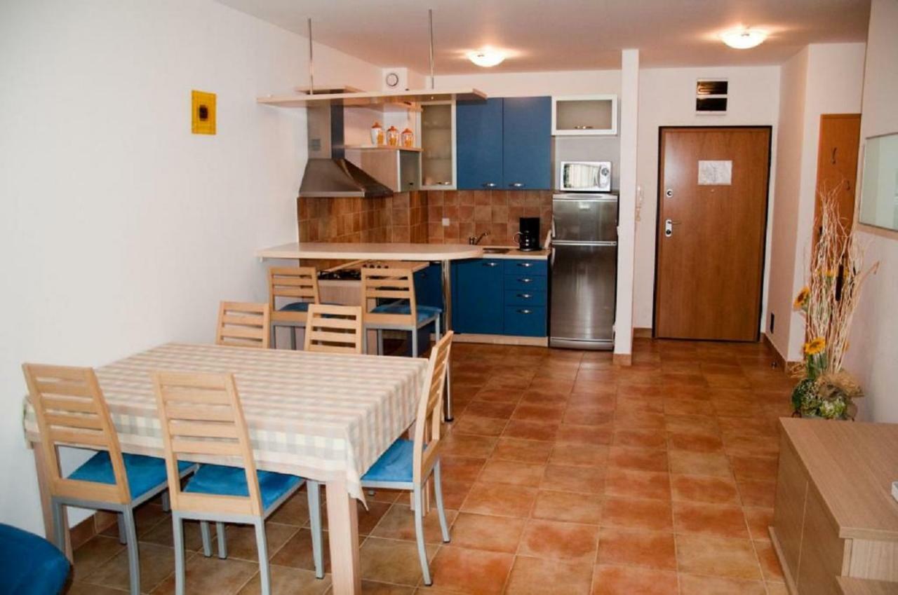 Roza Apartment Novigrad Istria Eksteriør bilde